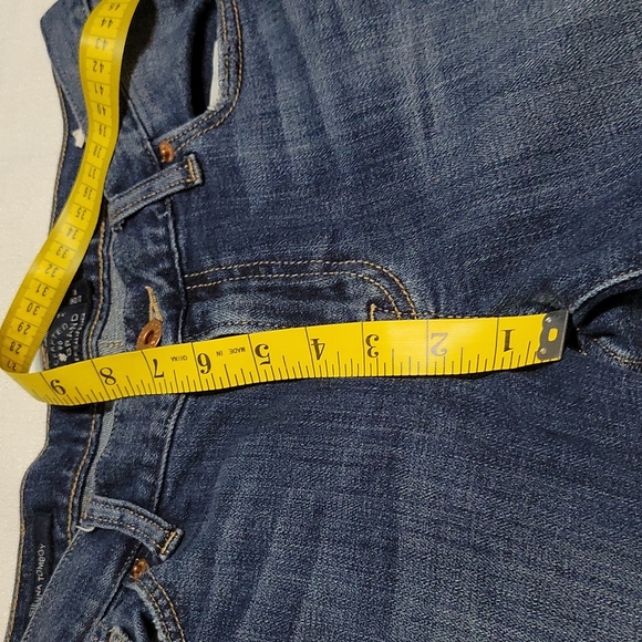 Lucky Brand sienna tomboy mid rise medium wash jeans size 2 - Picture 3 of 7
